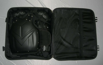 Anti-riot suit