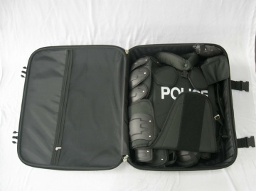 Anti-riot suit